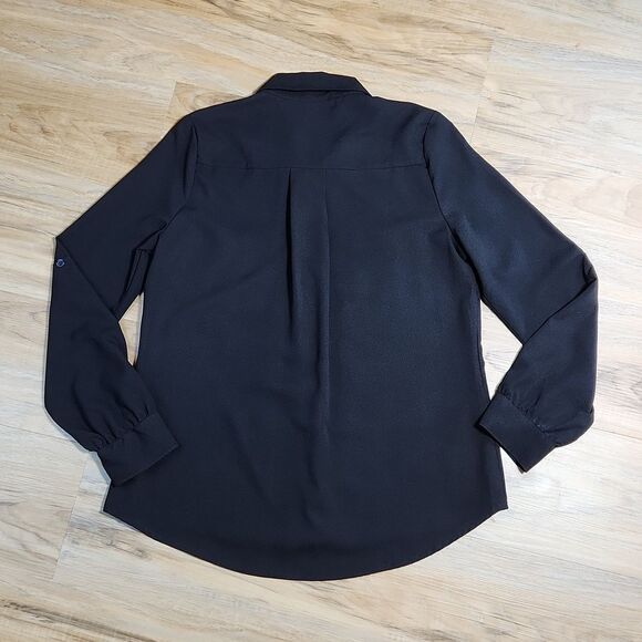 💜Mine Black Buttoned Vneck Adjustable Roll Tab Sleeve Top Medium - Picture 2 of 12